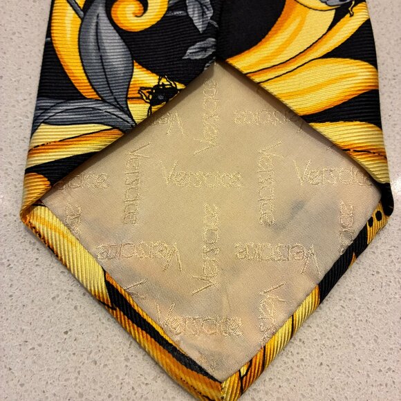 Versace Lady Bug Tie - 100% Silk - Made in Spain - Picture 4 of 4